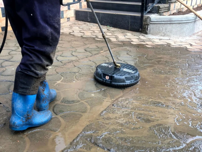 concrete-driveway-pressure-cleaning