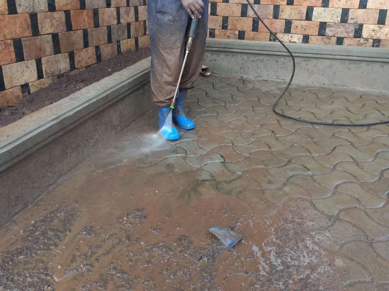 concrete-driveway-pressure-cleaning2